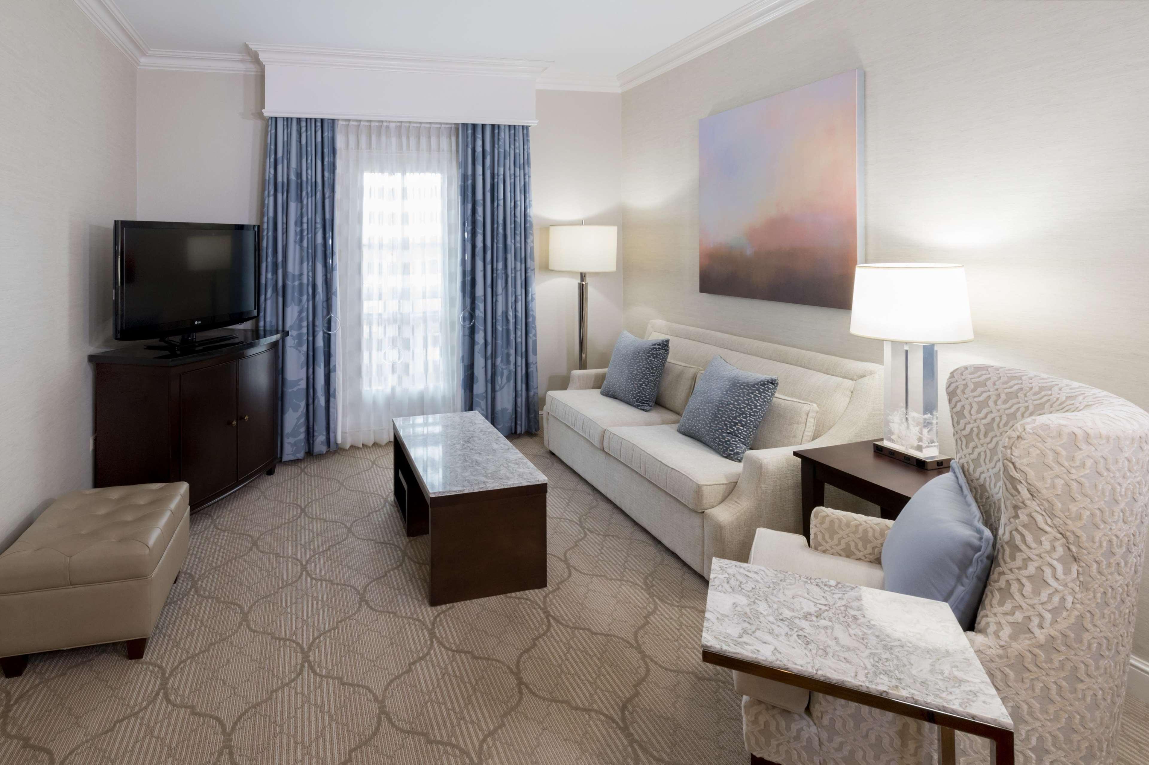 Hampton Inn & Suites South Park At Phillips Place Charlotte Exterior foto