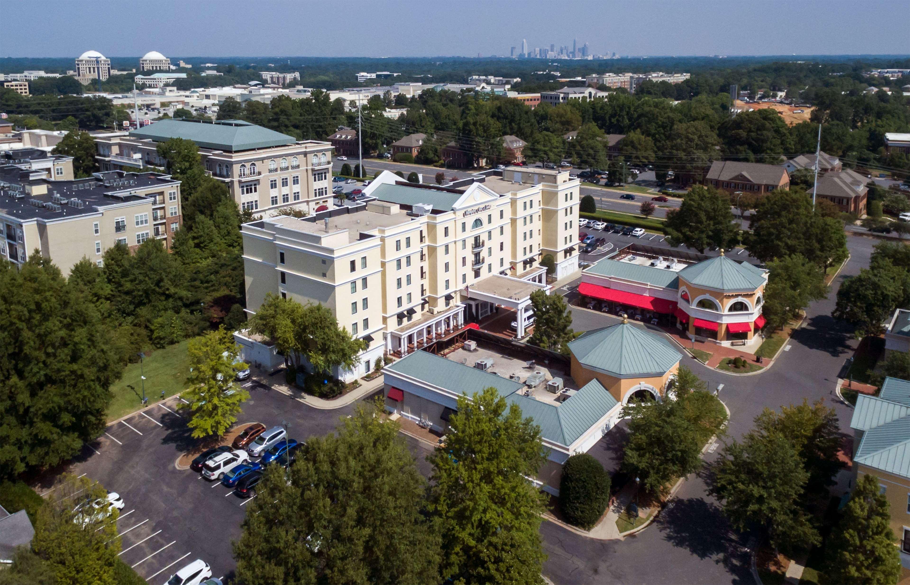 Hampton Inn & Suites South Park At Phillips Place Charlotte Exterior foto