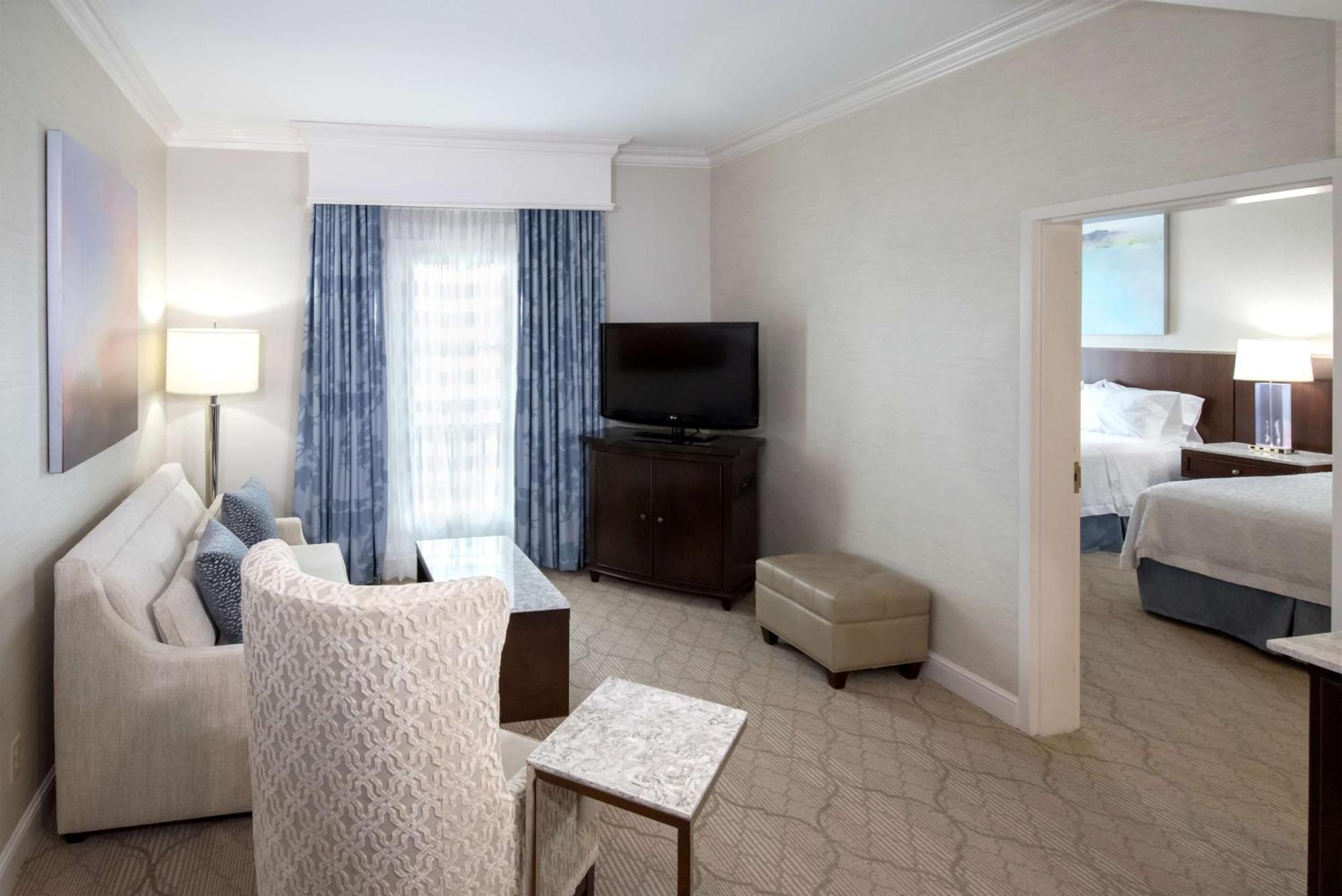 Hampton Inn & Suites South Park At Phillips Place Charlotte Exterior foto