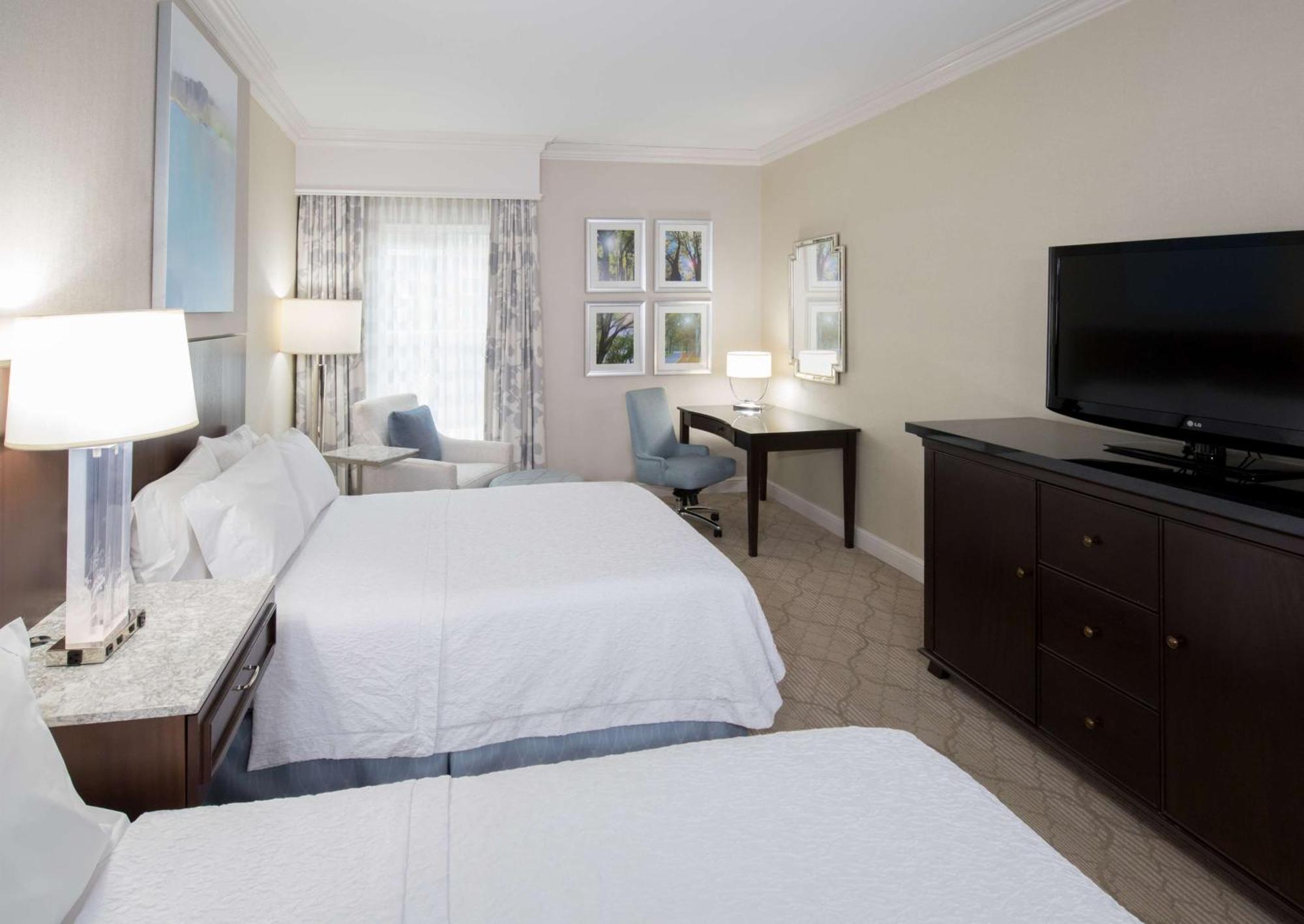Hampton Inn & Suites South Park At Phillips Place Charlotte Exterior foto