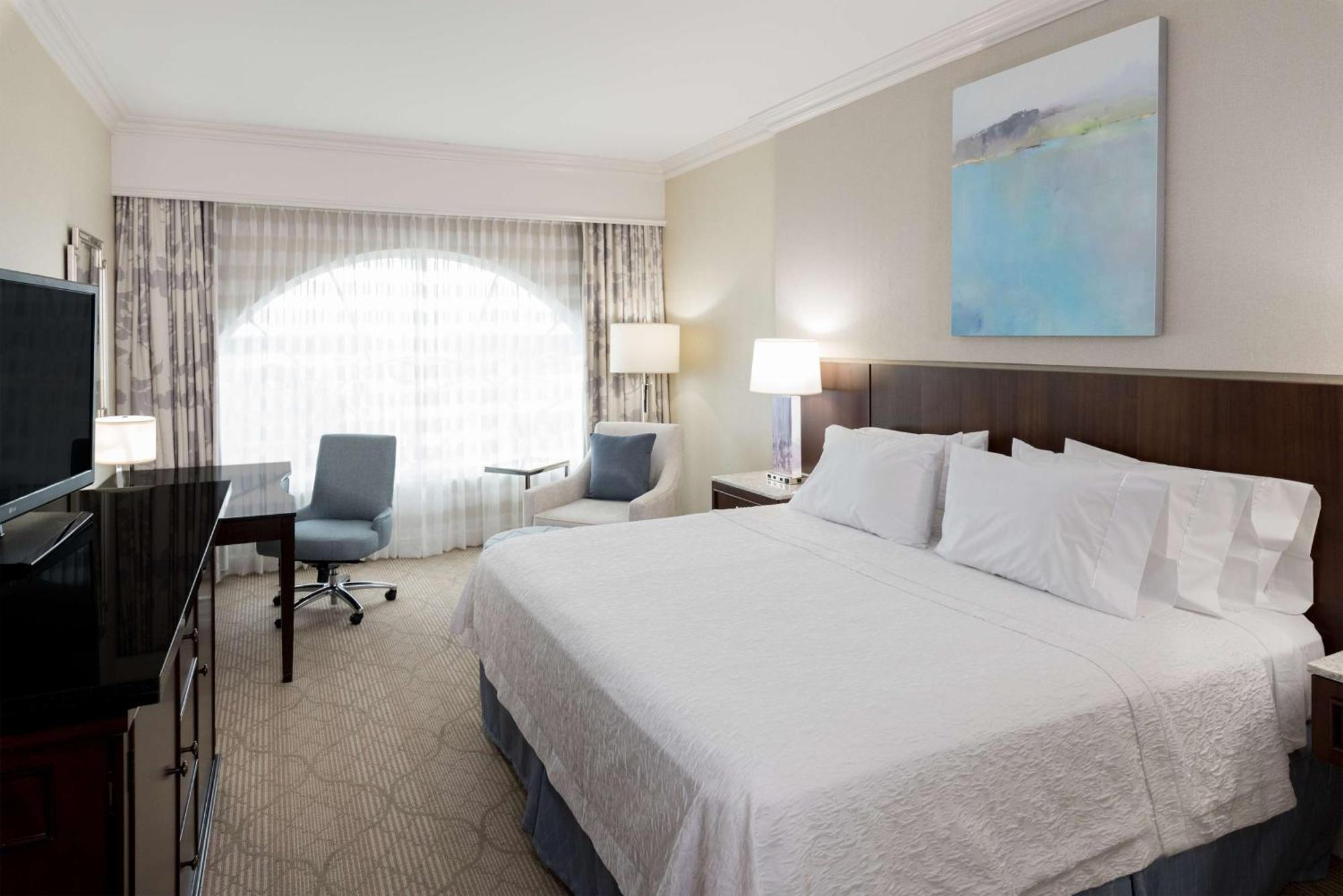 Hampton Inn & Suites South Park At Phillips Place Charlotte Exterior foto