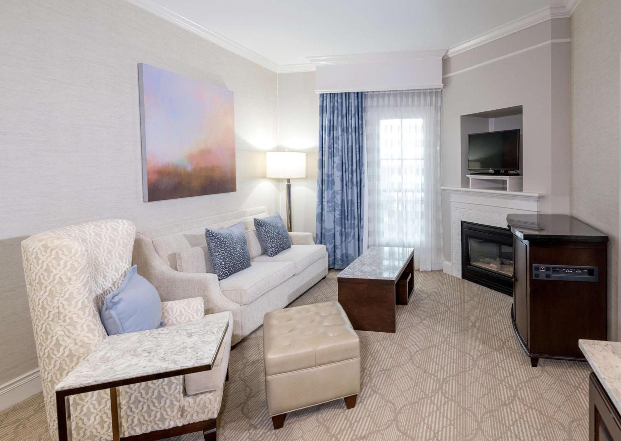 Hampton Inn & Suites South Park At Phillips Place Charlotte Exterior foto