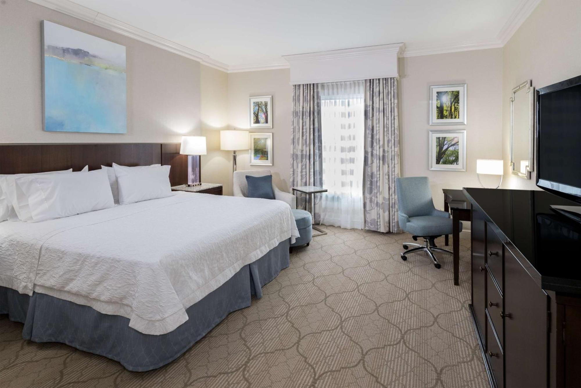 Hampton Inn & Suites South Park At Phillips Place Charlotte Exterior foto