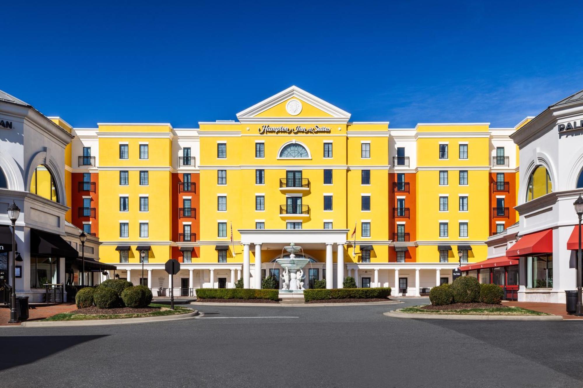 Hampton Inn & Suites South Park At Phillips Place Charlotte Exterior foto